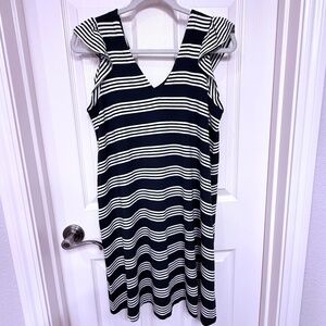 Ann Taylor Loft Outlet Cap Sleeve V Neck Casual Dress - M